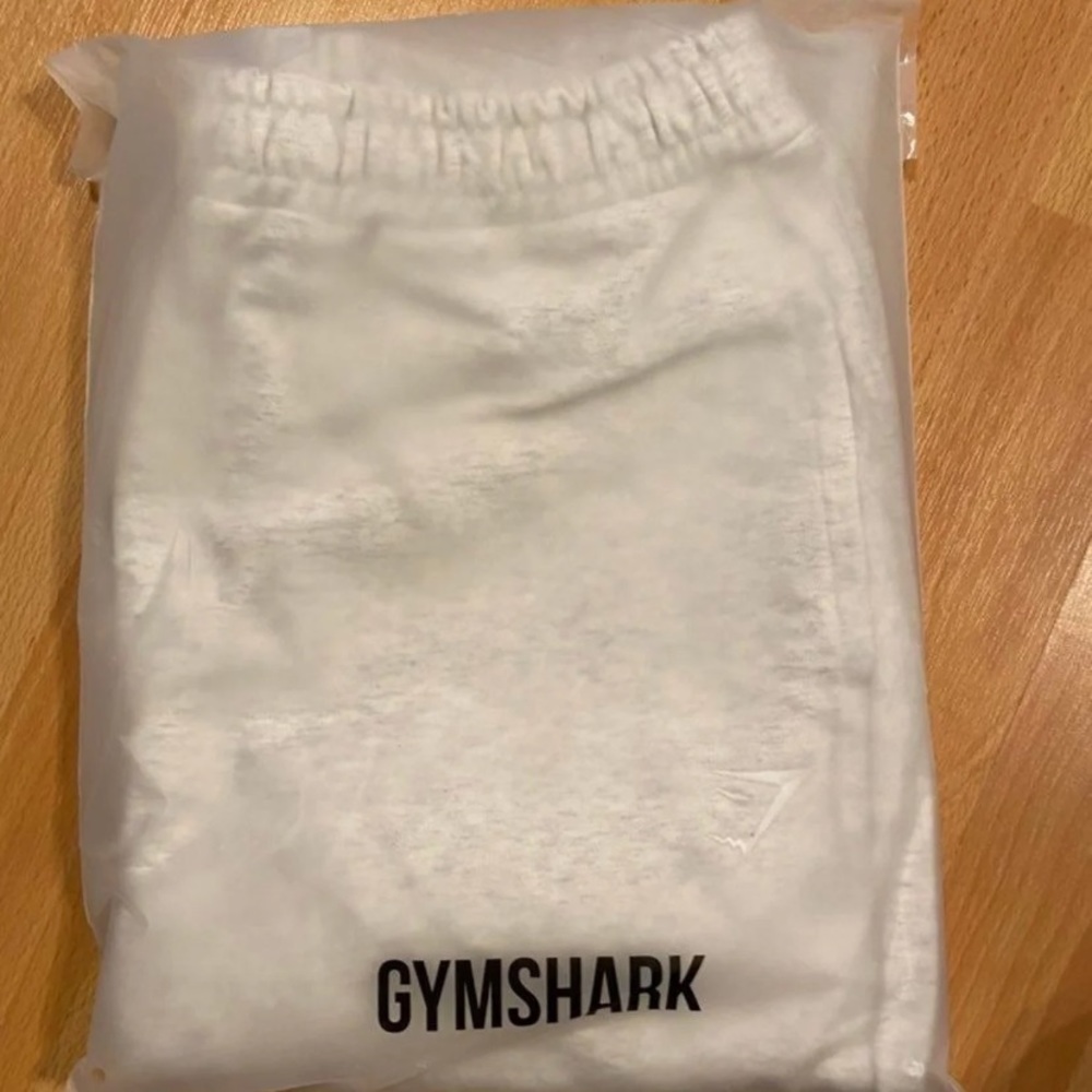 Gymshark white rest day jogger - Picture 2 of 2